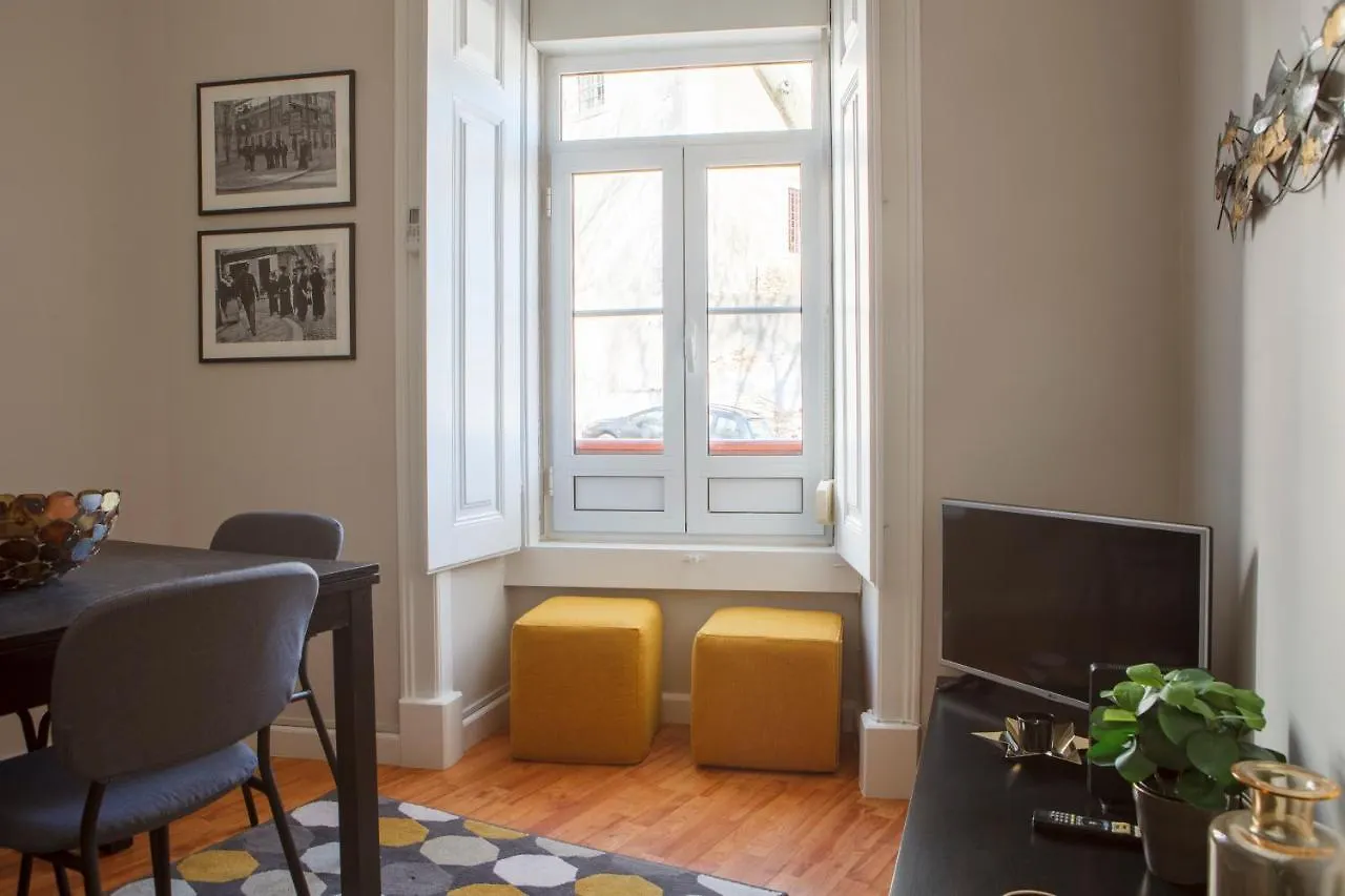 Alfama Graca District Typical & Bright , 3 Bedroom Apartment With Ac 1St Floor Lisbon 0*,  Portugal
