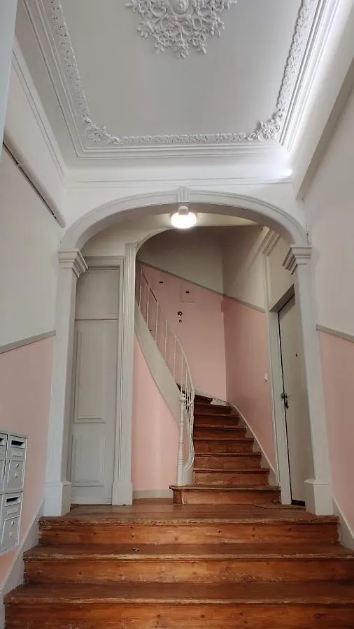 Alfama Graca District Typical & Bright , 3 Bedroom Apartment With Ac 1St Floor Lisbon